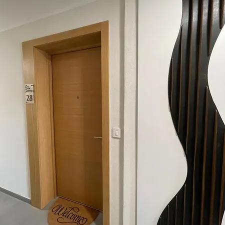 Fantastic Centar Lägenhet Novi Sad